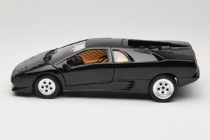 Lamborghini Diablo Nero Tonka 1:18 09035-M1 Pressofusione — immagine 4 di 8