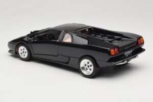Lamborghini Diablo Nero Tonka 1:18 09035-M1 Pressofusione — immagine 7 di 8