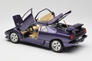 Lamborghini Diablo Viola Maisto 1:18 3028 Pressofusione — immagine 5 di 8