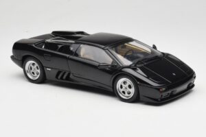 Lamborghini Diablo Roadster Nero AUTOart 1:18 70093-R1 Pressofusione — immagine 8 di 10