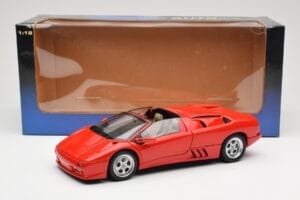 Lamborghini Diablo Roadster Rosso AUTOart 1:18 70091 Pressofusione — immagine 8 di 8