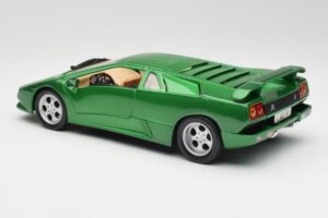 Lamborghini Diablo SE Verde Maisto 1:18 50303 Pressofusione — immagine 7 di 8