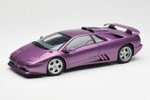 Lamborghini Diablo SE30 Jota Viola Metallic AUTOart 1:18 79142 Composito