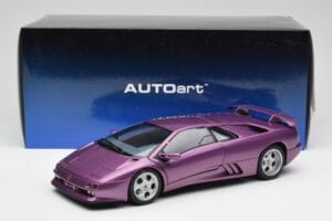 Lamborghini Diablo SE30 Anniversary Edition Viola Metallic AUTOart 1:18 79158 Pressofusione — immagine 8 di 8