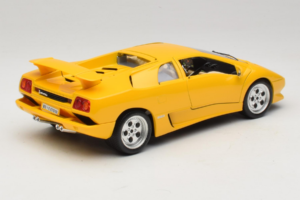 Lamborghini Diablo Giallo Bburago 1:18 3041-M2 Pressofusione — immagine 3 di 8