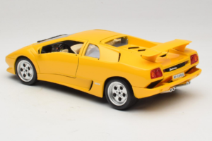 Lamborghini Diablo Giallo Bburago 1:18 3041-M2 Pressofusione — immagine 7 di 8