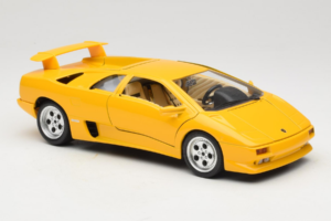 Lamborghini Diablo Giallo Bburago 1:18 3041 Pressofusione — immagine 6 di 8