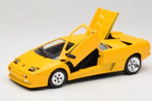 Lamborghini Diablo Giallo Tonka 1:18 09035 Pressofusione — immagine 2 di 8