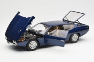 Lamborghini Espada Blu Metallic AUTOart 1:18 74502 Pressofusione — immagine 2 di 8