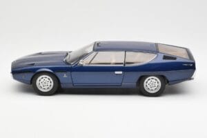 Lamborghini Espada Blu Metallic AUTOart 1:18 74502 Pressofusione — immagine 4 di 8