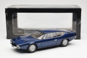 Lamborghini Espada Blu Metallic AUTOart 1:18 74502 Pressofusione — immagine 8 di 8