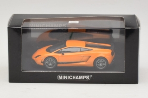 Lamborghini Gallardo LP570-4 Superleggera Arancione Metallizzato Minichamps 1:43 400103841 Pressofusione — immagine 5 di 5