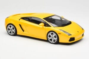 Lamborghini Gallardo Metallic Giallo AUTOart 1:18 74571 Pressofusione — immagine 6 di 8