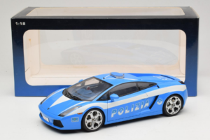 Lamborghini Gallardo Polizia AUTOart 1:18 74576 Pressofusione — immagine 8 di 8