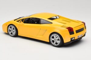 Lamborghini Gallardo Giallo Maisto 1:18 31655 Pressofusione — immagine 7 di 8