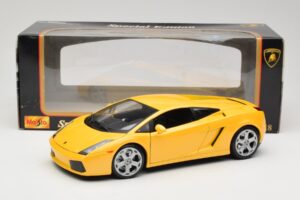 Lamborghini Gallardo Giallo Maisto 1:18 31655 Pressofusione — immagine 8 di 8