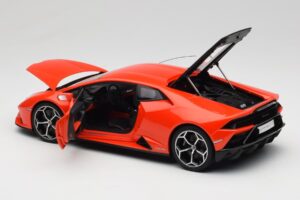 Lamborghini Huracan EVO Arancio Xanto AUTOart 1:18 79214 Composito — immagine 5 di 8