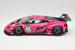 Lamborghini Huracan GT3 EVO2 #83 R. Frey / M. Gatting / S. Bovy Iron Dames 24 Hours of Daytona 2023 TopSpeed 1:18 TS0532 Pres — immagine 3 di 6