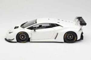 Lamborghini Huracan GT3 Bianco AUTOart 1:18 81527 Pressofusione — immagine 4 di 8