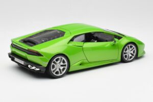 Lamborghini Huracan LP610-4 Verde Bburago 1:18 18-11038 Pressofusione — immagine 3 di 8