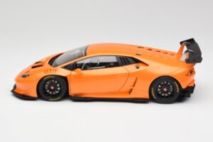 Lamborghini Huracan LP620-2 Super Trofeo Arancio Borealis Pearl Effect AUTOart 1:18 81558 Pressofusione — immagine 4 di 8