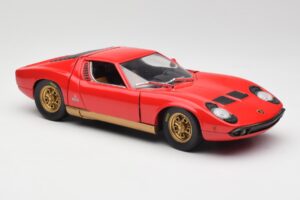 Lamborghini Miura Rosso Anson 1:18 30302 Pressofusione — immagine 6 di 8