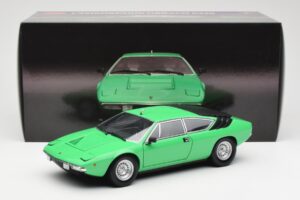 Lamborghini Urraco P250 Verde Chiaro Kyosho 1:18 08441G Pressofusione — immagine 8 di 8