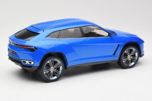 Lamborghini Urus Concept Blue Metallic MCG 1:18 MCG18020 Pressofusione — immagine 2 di 6