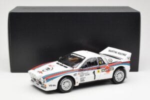 Lancia 037 Martini #1 W. Rohrl / C. Geistdorfer Winner Rally Monte Carlo 1983 Versione Notte Kyosho 1:18 08306A Pressofusione — immagine 8 di 8