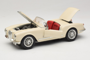 Lancia Aurelia B24 Spider Beige Bburago 1:18 3010-M2 Pressofusione — immagine 2 di 8