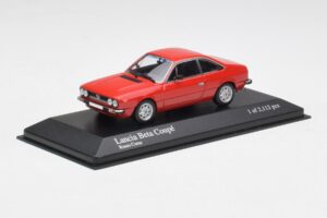 Lancia Beta Coupe Rosso Minichamps 1:43 400125720 Pressofusione — immagine 2 di 3