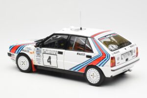 Lancia Delta HF 4WD #4 M. Alen / I. Kivimaki Martini Rally 1000 Lakes 1987 Kyosho 1:18 08960B Pressofusione — immagine 7 di 8