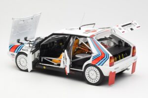 Lancia Delta HF 4WD #6 M. Biasion / T. Siviero Martini Rally Monte Carlo 1987 Kyosho 1:18 08960A Pressofusione — immagine 5 di 8