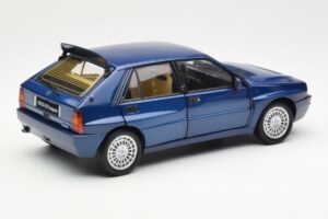 Lancia Delta HF Integrale Evo II Blu Kyosho 1:18 08341BL Pressofusione — immagine 3 di 8