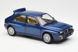 Lancia Delta HF Integrale Evo II Blu Kyosho 1:18 08341BL Pressofusione — immagine 6 di 8