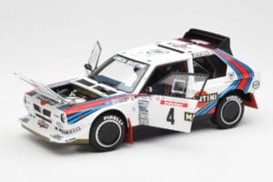 Lancia Delta S4 Martini #4 H. Toivonen / S. Cresto Rally Tour de Corse 1986 AUTOart 1:18 88620 Pressofusione — immagine 2 di 8