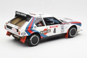 Lancia Delta S4 Martini #4 H. Toivonen / S. Cresto Rally Tour de Corse 1986 AUTOart 1:18 88620 Pressofusione — immagine 3 di 8