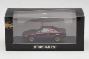Lancia Stratos Bordeaux Rosso Minichamps 1:43 LANCIA001 Pressofusione — immagine 4 di 4