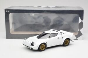 Lancia Stratos HF Stradale Bianco Minichamps 1:18 155741700 Pressofusione — immagine 6 di 6