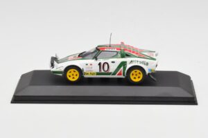 Lancia Stratos #10 Team Alitalia S. Munari / S. Maiga Rally Monte Carlo 1976 Minichamps 1:43 430761210 Pressofusione