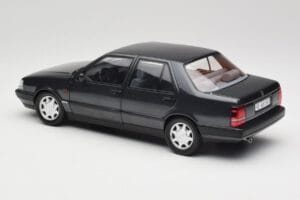 Lancia Thema Turbo 16V LX Serie II Nero Mitica 1:18 202010-D Pressofusione — immagine 7 di 8