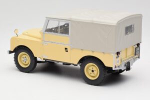 Land Rover 88 Series 1 Hard Top Beige Chiaro MCG 1:18 MCG18368 Pressofusione — immagine 4 di 6