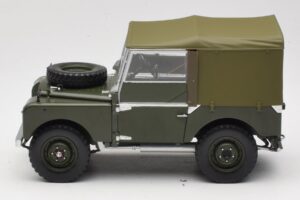 Land Rover 88 Series I Matt Green Minichamps 1:18 150168909 Pressofusione — immagine 4 di 8