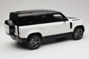Land Rover Defender 110 L663 GT Spirit 1:12 GT554 Resina — immagine 2 di 6