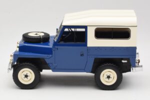 Land Rover Lightweight Series III Blu Scuro BoS Models 1:18 BOS382 Resina — immagine 3 di 6
