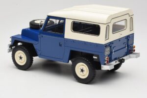 Land Rover Lightweight Series III Blu Scuro BoS Models 1:18 BOS382 Resina — immagine 5 di 6