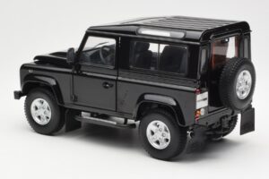 Land Rover Defender 90 Santorini Nero Metallizzato Kyosho 1:18 08901BK Pressofusione — immagine 7 di 8