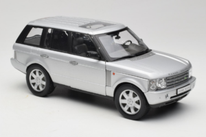 Land Rover Range Rover L322 Argento Welly 1:18 12536W Pressofusione — immagine 6 di 8