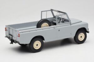 Land Rover Series II 109 Pickup Grigio MCG 1:18 MCG18092 Pressofusione — immagine 2 di 6