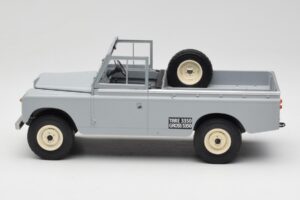 Land Rover Series II 109 Pickup Grigio MCG 1:18 MCG18092 Pressofusione — immagine 3 di 6